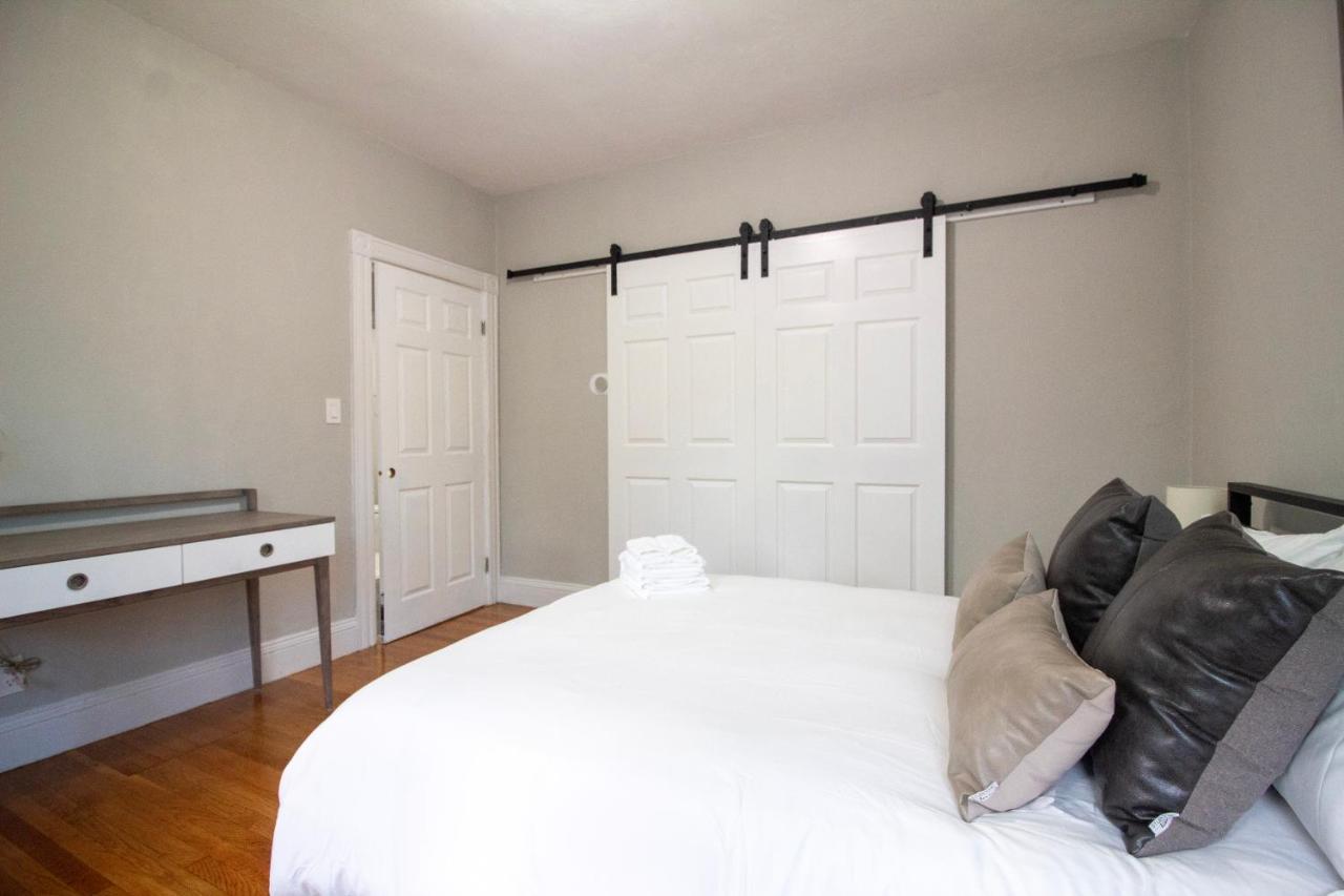 2 Bedroom Condo Close To Boston And Cambridge With Free Parkings 외부 사진