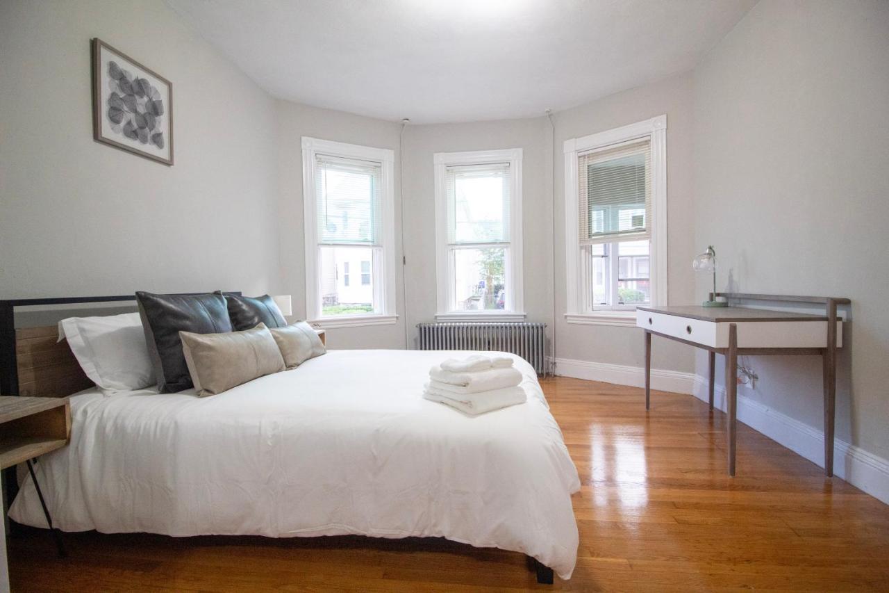 2 Bedroom Condo Close To Boston And Cambridge With Free Parkings 외부 사진